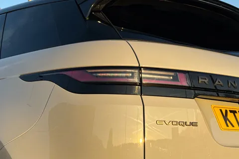 KT73FPK Land Rover Range Rover Evoque 2.0 D200 Dynamic SE 5dr Thumbnail #20