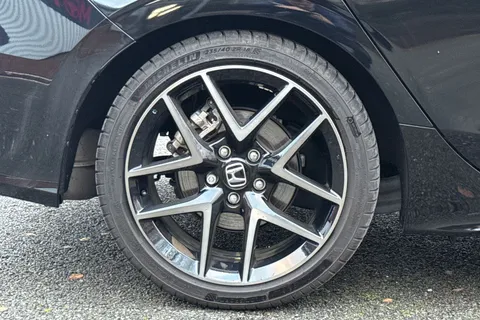 12 of 56 for HONDA CIVIC 2.0 eHEV Advance 5dr CVT