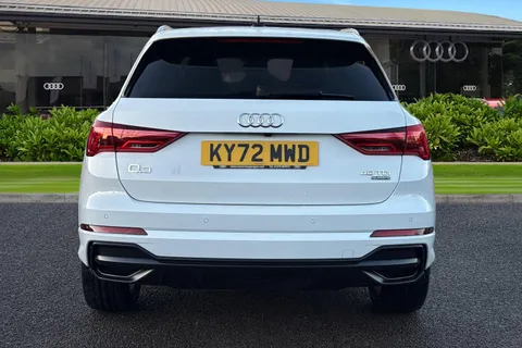 4 of 55 for AUDI Q3 40 TDI 200 Quattro S Line 5dr S Tronic