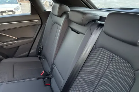 19 of 55 for AUDI Q3 40 TDI 200 Quattro S Line 5dr S Tronic