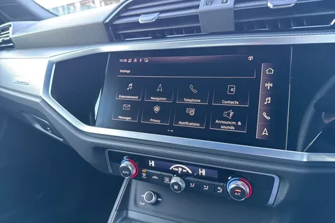 46 of 55 for AUDI Q3 40 TDI 200 Quattro S Line 5dr S Tronic