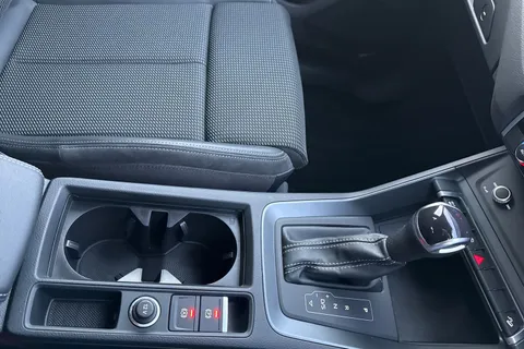 48 of 55 for AUDI Q3 40 TDI 200 Quattro S Line 5dr S Tronic