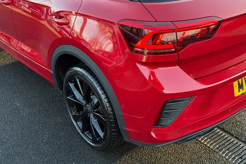 MV75UOJ Volkswagen T-Roc 1.5 TSI Black Edition 5dr DSG **19' MISANO ALLOYS + REAR VIEW CAMERA** Thumbnail #8