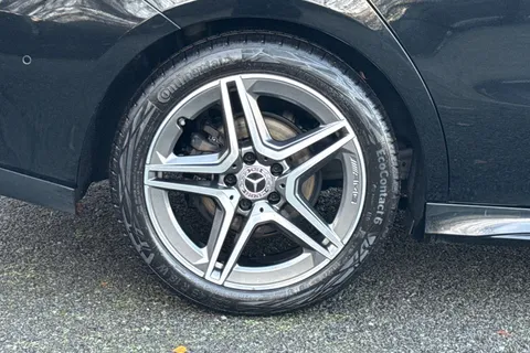 OU21VYV Mercedes-Benz Cla Class 1.3 CLA180 AMG Line (Premium Plus 2) Coupe 7G-DCT Euro 6 (s/s) 4dr Thumbnail #12