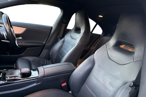 OU21VYV Mercedes-Benz Cla Class 1.3 CLA180 AMG Line (Premium Plus 2) Coupe 7G-DCT Euro 6 (s/s) 4dr Thumbnail #17