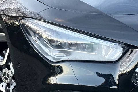 OU21VYV Mercedes-Benz Cla Class 1.3 CLA180 AMG Line (Premium Plus 2) Coupe 7G-DCT Euro 6 (s/s) 4dr Thumbnail #28