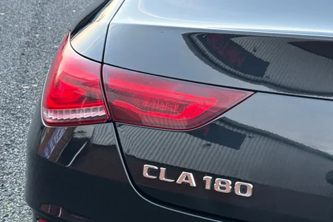 OU21VYV Mercedes-Benz Cla Class 1.3 CLA180 AMG Line (Premium Plus 2) Coupe 7G-DCT Euro 6 (s/s) 4dr Thumbnail #36