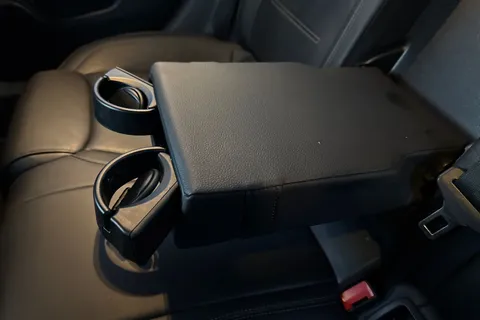 OU21VYV Mercedes-Benz Cla Class 1.3 CLA180 AMG Line (Premium Plus 2) Coupe 7G-DCT Euro 6 (s/s) 4dr Thumbnail #37