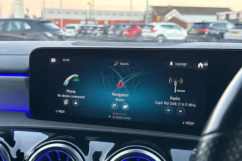 OU21VYV Mercedes-Benz Cla Class 1.3 CLA180 AMG Line (Premium Plus 2) Coupe 7G-DCT Euro 6 (s/s) 4dr Thumbnail #50