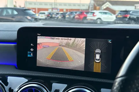 OU21VYV Mercedes-Benz Cla Class 1.3 CLA180 AMG Line (Premium Plus 2) Coupe 7G-DCT Euro 6 (s/s) 4dr Thumbnail #52