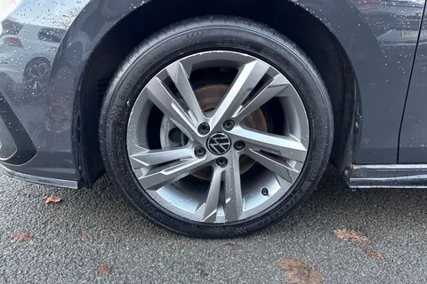 13 of 42 for Volkswagen Golf 1.5 TSI R-Line 5dr | Sat Nav | Adaptive Cruise Control