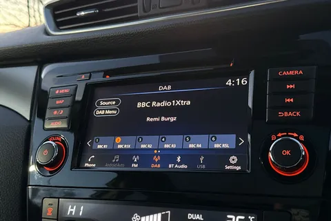 FP70TWX Nissan Qashqai 1.3 DIG-T N-Motion DCT Auto Euro 6 (s/s) 5dr Thumbnail #26