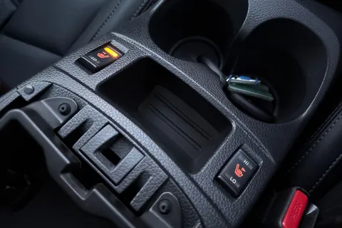 FP70TWX Nissan Qashqai 1.3 DIG-T N-Motion DCT Auto Euro 6 (s/s) 5dr Thumbnail #28