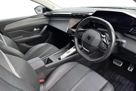 MF72YMK PEUGEOT 308 1.2 PureTech Allure Premium EAT Euro 6 (s/s) 5dr Thumbnail #8