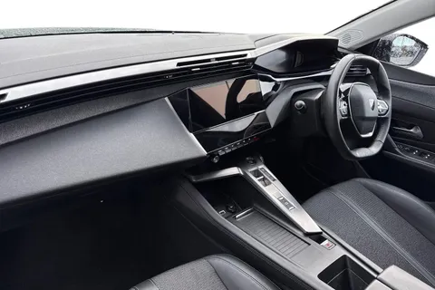 MF72YMK PEUGEOT 308 1.2 PureTech Allure Premium EAT Euro 6 (s/s) 5dr Thumbnail #9