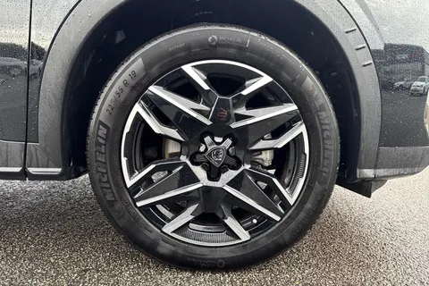 KM25RBO PEUGEOT 3008 1.2 HYBRID GT e-DSC6 Euro 6 (s/s) 5dr Thumbnail #10