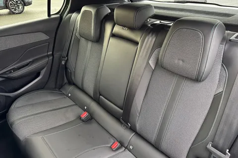 MF72YMK PEUGEOT 308 1.2 PureTech Allure Premium EAT Euro 6 (s/s) 5dr Thumbnail #14