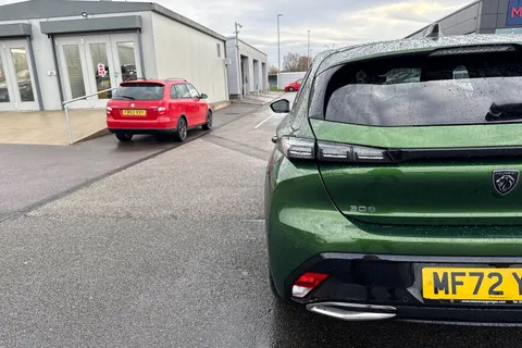 MF72YMK PEUGEOT 308 1.2 PureTech Allure Premium EAT Euro 6 (s/s) 5dr Thumbnail #31