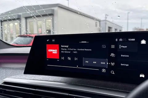 KM25RBO PEUGEOT 3008 1.2 HYBRID GT e-DSC6 Euro 6 (s/s) 5dr Thumbnail #42