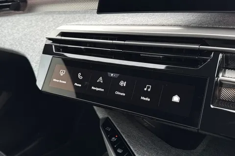 KM25RBO PEUGEOT 3008 1.2 HYBRID GT e-DSC6 Euro 6 (s/s) 5dr Thumbnail #51