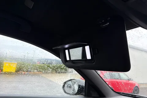 KM25RBO PEUGEOT 3008 1.2 HYBRID GT e-DSC6 Euro 6 (s/s) 5dr Thumbnail #61