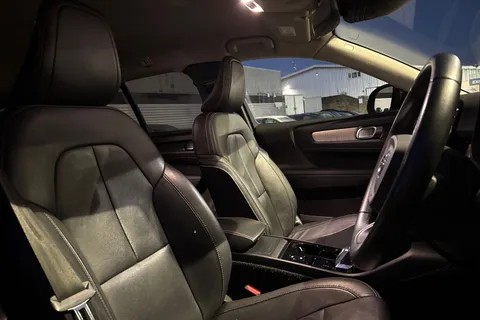 BK70HDG Volvo Xc40 2.0 B4 MHEV Inscription Auto Euro 6 (s/s) 5dr Thumbnail #24