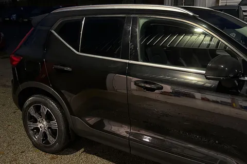 BK70HDG Volvo Xc40 2.0 B4 MHEV Inscription Auto Euro 6 (s/s) 5dr Thumbnail #28