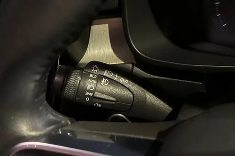 BK70HDG Volvo Xc40 2.0 B4 MHEV Inscription Auto Euro 6 (s/s) 5dr Thumbnail #35