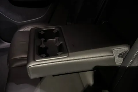 BK70HDG Volvo Xc40 2.0 B4 MHEV Inscription Auto Euro 6 (s/s) 5dr Thumbnail #38