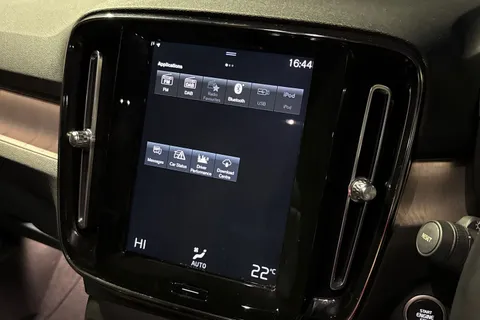 BK70HDG Volvo Xc40 2.0 B4 MHEV Inscription Auto Euro 6 (s/s) 5dr Thumbnail #43