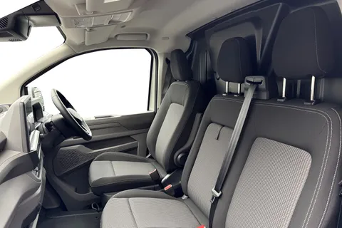 CX75HYH Volkswagen Transporter T32 Panel Van Commerce Pro SWB 170 PS 2.0 TDI 8sp Automatic Thumbnail #15