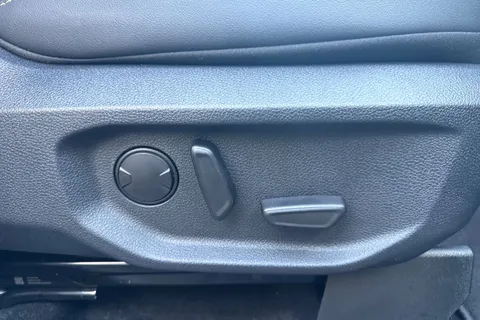 PJ75YDY Volkswagen Amarok Style 240 PS 3.0 TDI 10sp Automatic 4MOTION Thumbnail #31