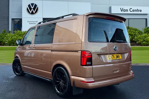 CX71JMV Volkswagen Transporter 2.0 TDI 150 Highline Kombi Van DSG-NO VAT Thumbnail #3