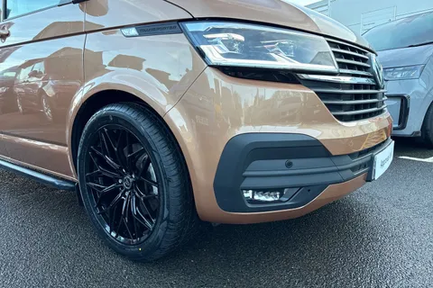 CX71JMV Volkswagen Transporter 2.0 TDI 150 Highline Kombi Van DSG-NO VAT Thumbnail #9