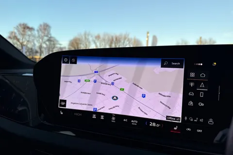 KY74EFD Audi A5 Avant 2.0 TDI Launch Edition Estate 5dr Diesel S Tronic Euro 6 (s/s) (204 ps) Thumbnail #18