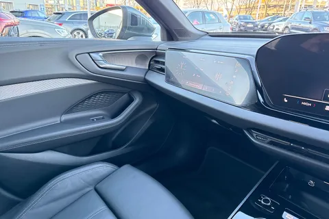 KY74EFD Audi A5 Avant 2.0 TDI Launch Edition Estate 5dr Diesel S Tronic Euro 6 (s/s) (204 ps) Thumbnail #21