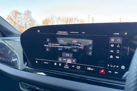 KY74EFD Audi A5 Avant 2.0 TDI Launch Edition Estate 5dr Diesel S Tronic Euro 6 (s/s) (204 ps) Thumbnail #23