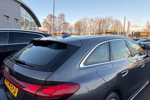 KY74EFD Audi A5 Avant 2.0 TDI Launch Edition Estate 5dr Diesel S Tronic Euro 6 (s/s) (204 ps) Thumbnail #31