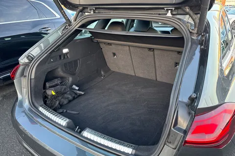 KY74EFD Audi A5 Avant 2.0 TDI Launch Edition Estate 5dr Diesel S Tronic Euro 6 (s/s) (204 ps) Thumbnail #36