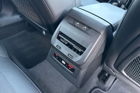 KY74EFD Audi A5 Avant 2.0 TDI Launch Edition Estate 5dr Diesel S Tronic Euro 6 (s/s) (204 ps) Thumbnail #41