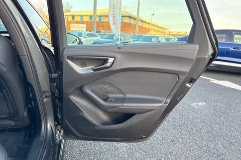 KY74EFD Audi A5 Avant 2.0 TDI Launch Edition Estate 5dr Diesel S Tronic Euro 6 (s/s) (204 ps) Thumbnail #44