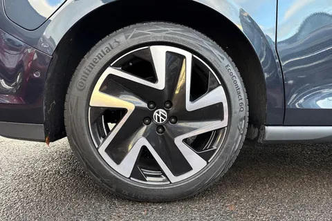 BV75ODS Volkswagen ID. Buzz 210kW Style Pro SWB 79kWh 5dr Auto 5 Seat Thumbnail #9