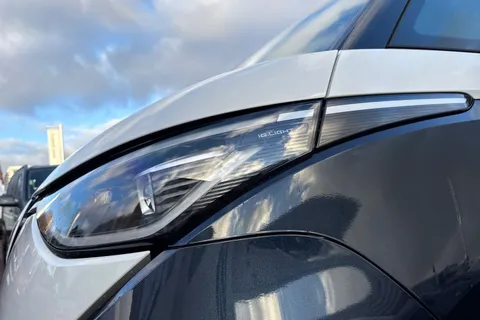 BV75ODS Volkswagen ID. Buzz 210kW Style Pro SWB 79kWh 5dr Auto 5 Seat Thumbnail #32