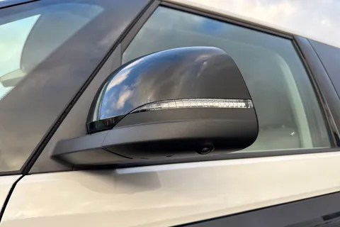 BV75ODS Volkswagen ID. Buzz 210kW Style Pro SWB 79kWh 5dr Auto 5 Seat Thumbnail #37