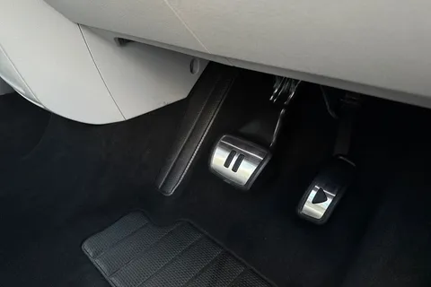 BV75ODS Volkswagen ID. Buzz 210kW Style Pro SWB 79kWh 5dr Auto 5 Seat Thumbnail #40