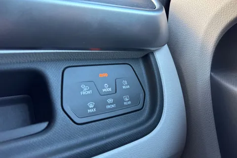 BV75ODS Volkswagen ID. Buzz 210kW Style Pro SWB 79kWh 5dr Auto 5 Seat Thumbnail #55