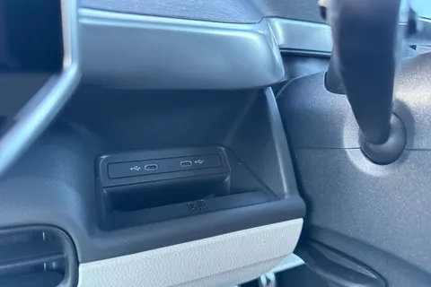 BV75ODS Volkswagen ID. Buzz 210kW Style Pro SWB 79kWh 5dr Auto 5 Seat Thumbnail #57