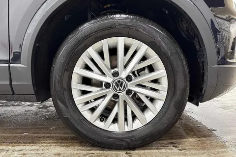 5 of 12 for VOLKSWAGEN T-ROC 1.5 TSI Life 5dr