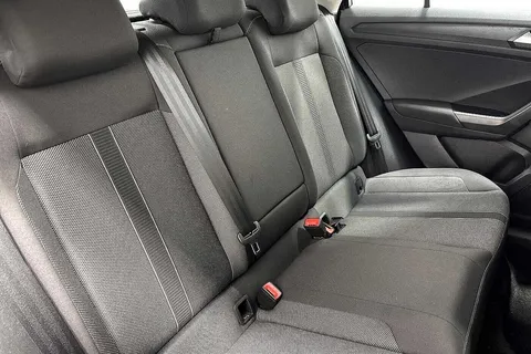 9 of 12 for VOLKSWAGEN T-ROC 1.5 TSI Life 5dr