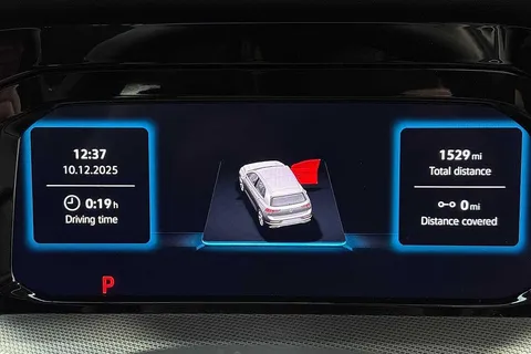 KP75MKL Volkswagen Golf 1.5 TSI 204 Style eHybrid 5dr DSG ⭐Winter pack⭐ Thumbnail #11